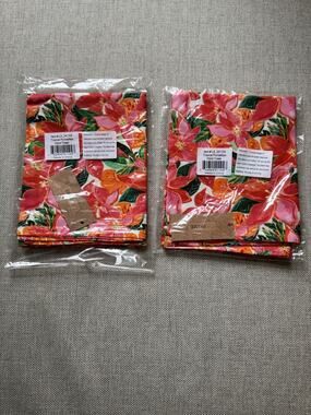 CW Home Tropical Poinsettia Kitchen Towels Qty 2 Cotton Floral Pink Orange NWT